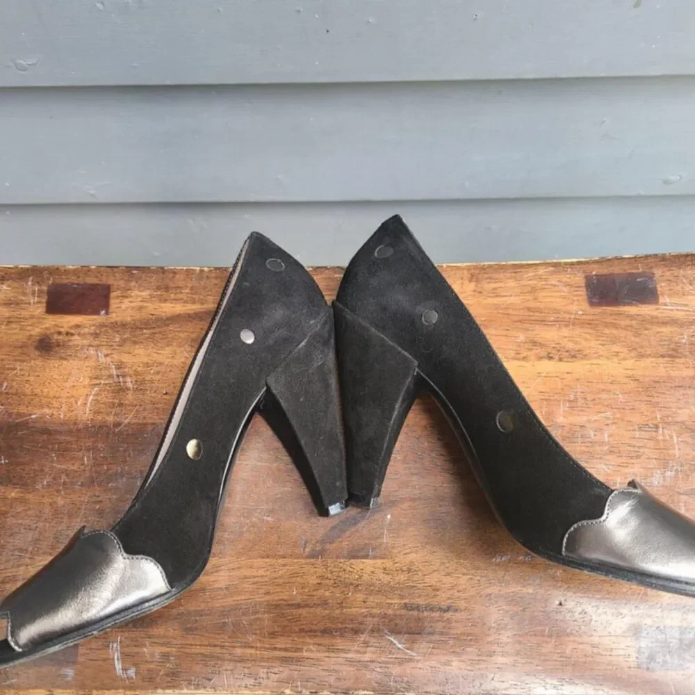 Marc by Marc Jacobs Black Dot Suede Heels size 37